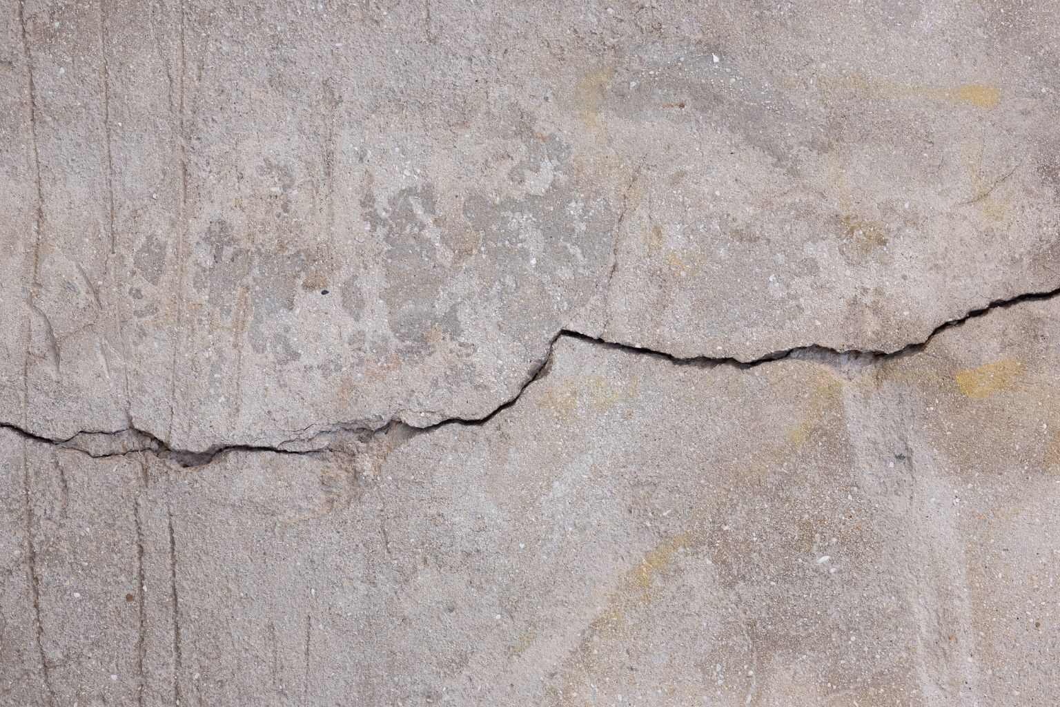 Betonjavítás epoxi ragasztóval