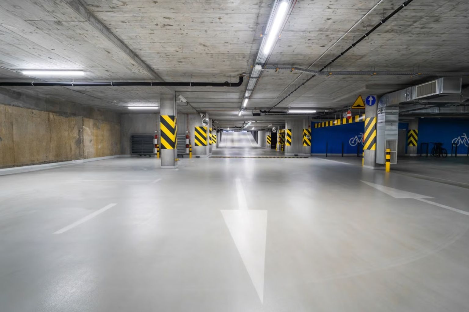 Cementkötésű poliuretán padló
